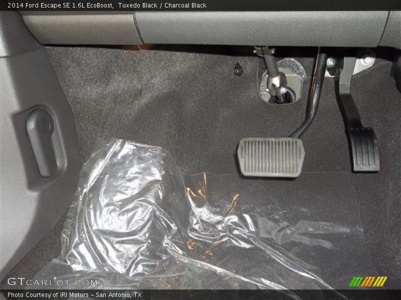 Tuxedo Black / Charcoal Black 2014 Ford Escape SE 1.6L EcoBoost