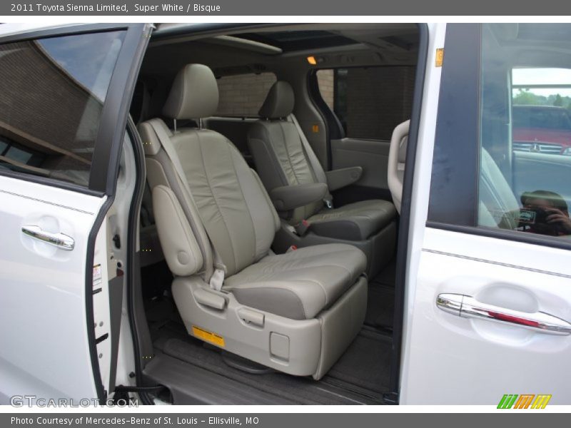 Super White / Bisque 2011 Toyota Sienna Limited