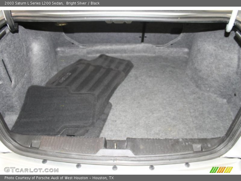 Bright Silver / Black 2003 Saturn L Series L200 Sedan