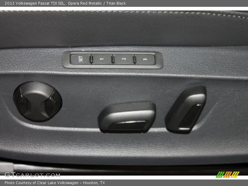 Opera Red Metallic / Titan Black 2013 Volkswagen Passat TDI SEL