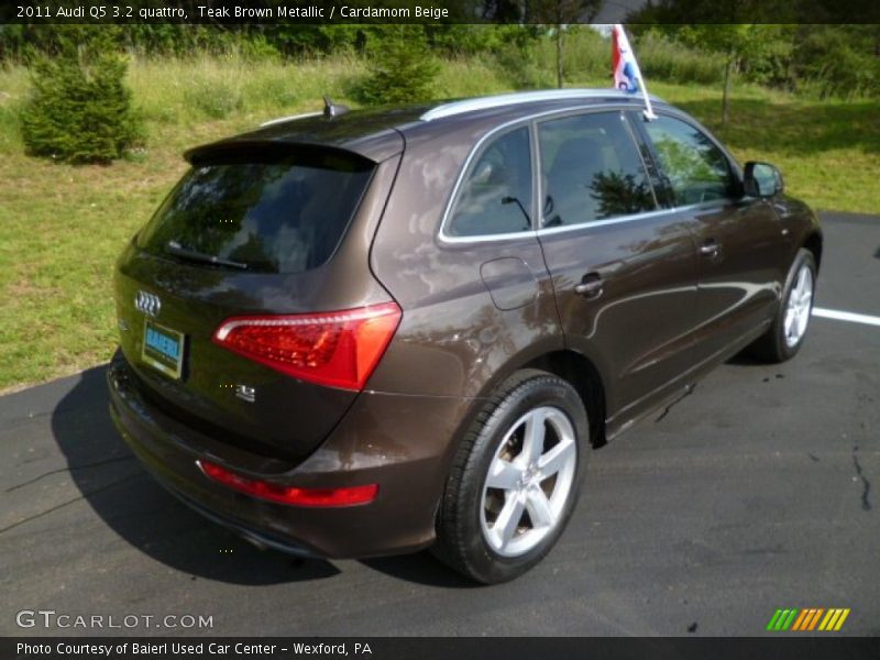Teak Brown Metallic / Cardamom Beige 2011 Audi Q5 3.2 quattro