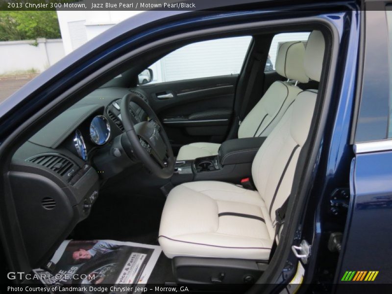Front Seat of 2013 300 Motown