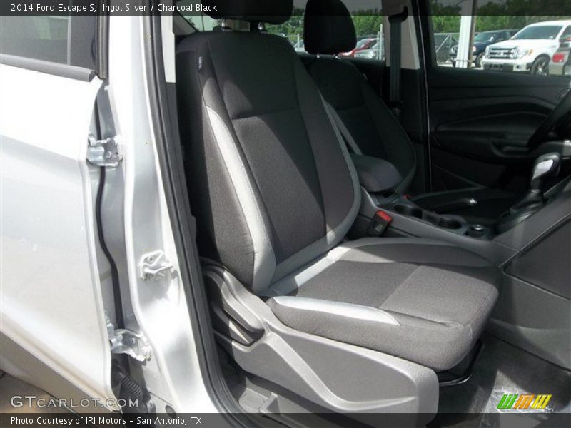 Ingot Silver / Charcoal Black 2014 Ford Escape S