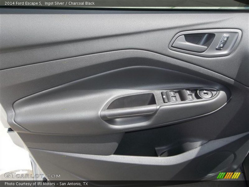 Ingot Silver / Charcoal Black 2014 Ford Escape S