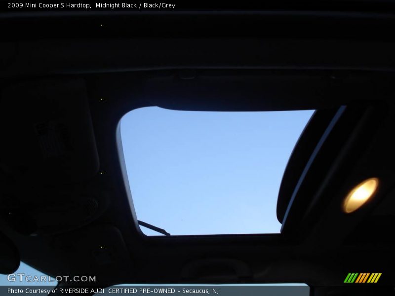 Midnight Black / Black/Grey 2009 Mini Cooper S Hardtop