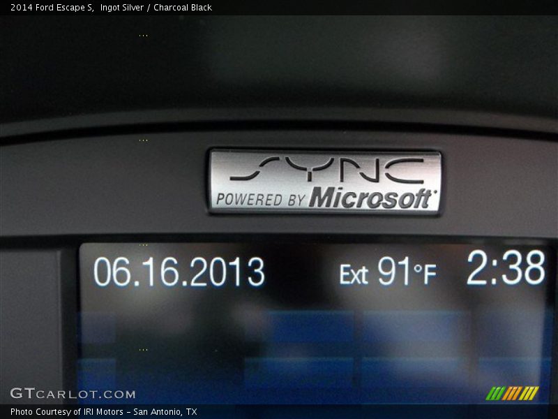 Ingot Silver / Charcoal Black 2014 Ford Escape S