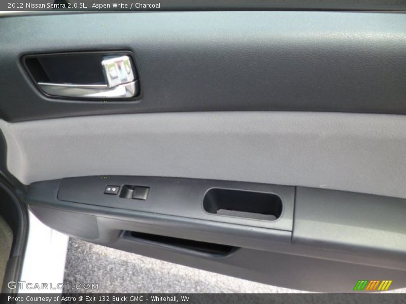Aspen White / Charcoal 2012 Nissan Sentra 2.0 SL