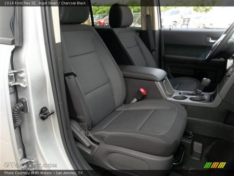 Front Seat of 2014 Flex SE