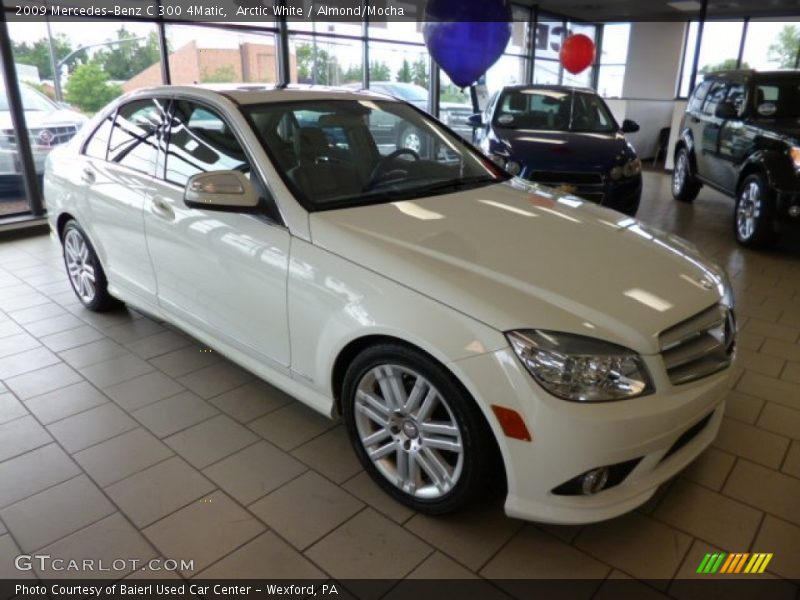 Arctic White / Almond/Mocha 2009 Mercedes-Benz C 300 4Matic