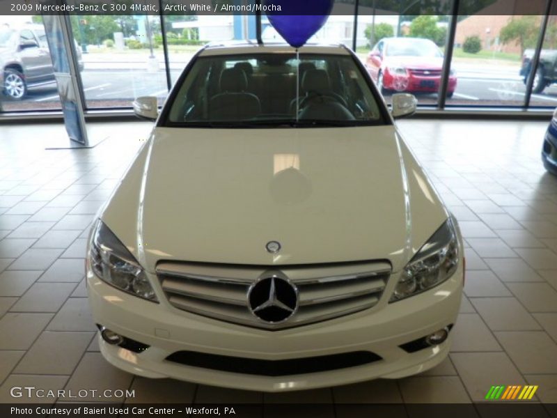 Arctic White / Almond/Mocha 2009 Mercedes-Benz C 300 4Matic