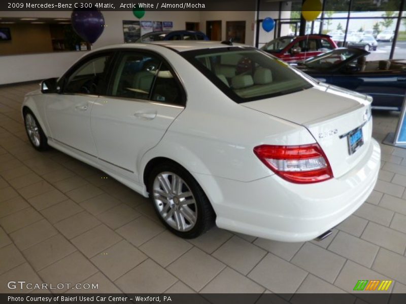 Arctic White / Almond/Mocha 2009 Mercedes-Benz C 300 4Matic