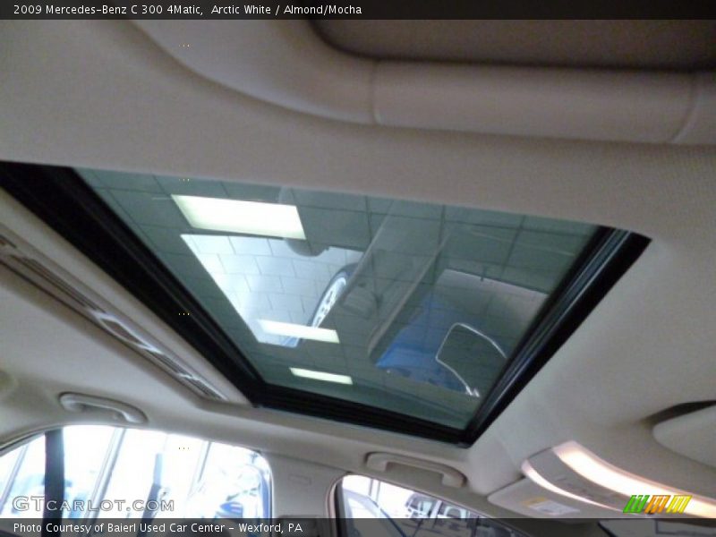 Arctic White / Almond/Mocha 2009 Mercedes-Benz C 300 4Matic