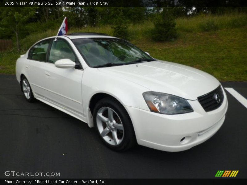 Satin White Pearl / Frost Gray 2005 Nissan Altima 3.5 SE