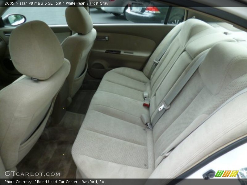 Satin White Pearl / Frost Gray 2005 Nissan Altima 3.5 SE