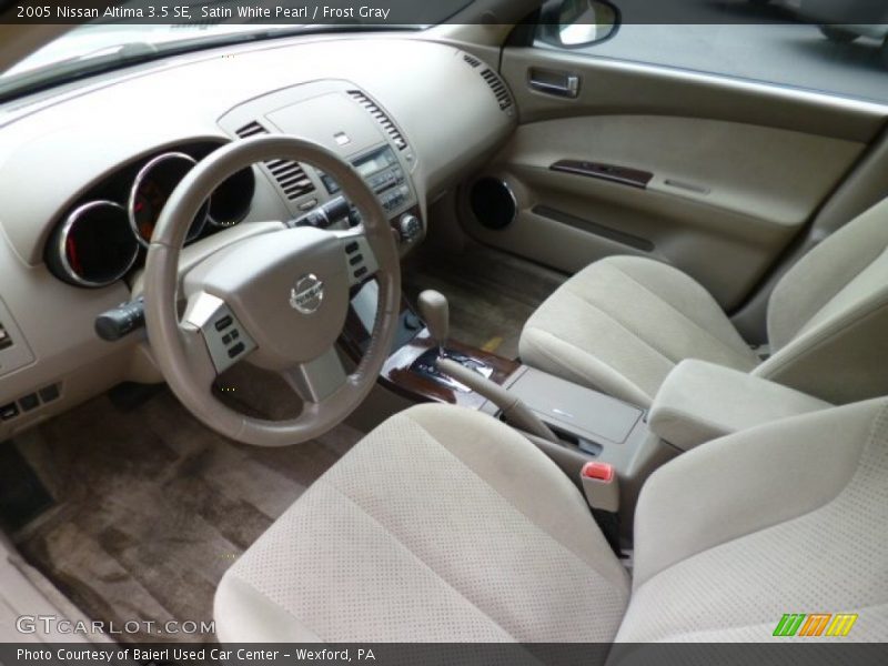 Satin White Pearl / Frost Gray 2005 Nissan Altima 3.5 SE