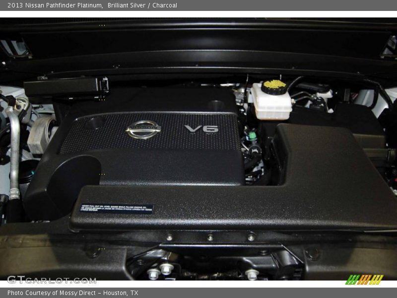 Brilliant Silver / Charcoal 2013 Nissan Pathfinder Platinum