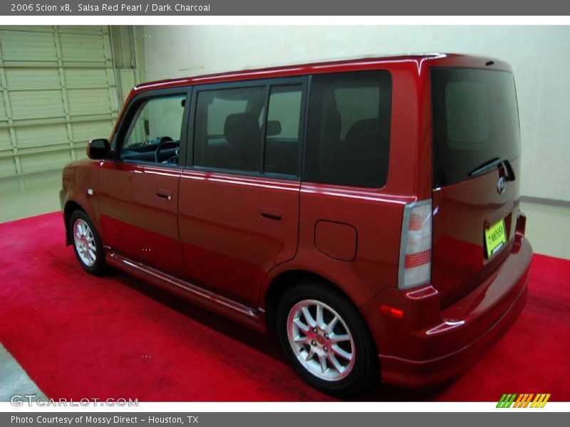 Salsa Red Pearl / Dark Charcoal 2006 Scion xB