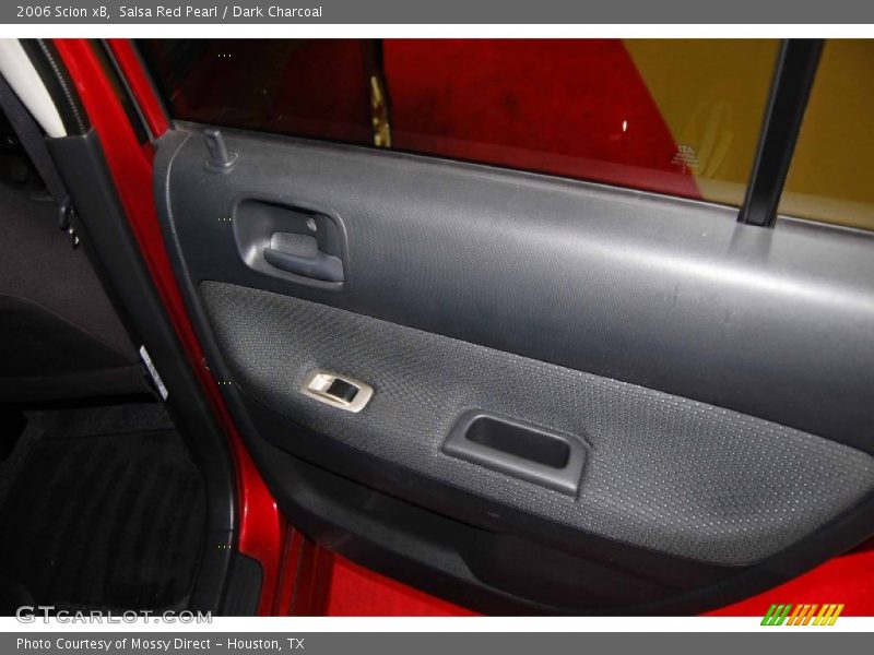 Salsa Red Pearl / Dark Charcoal 2006 Scion xB