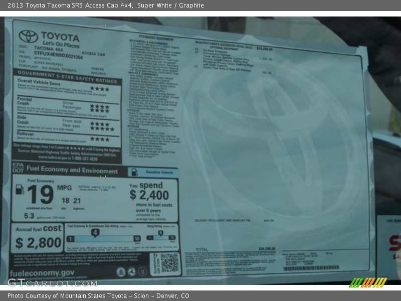 Super White / Graphite 2013 Toyota Tacoma SR5 Access Cab 4x4