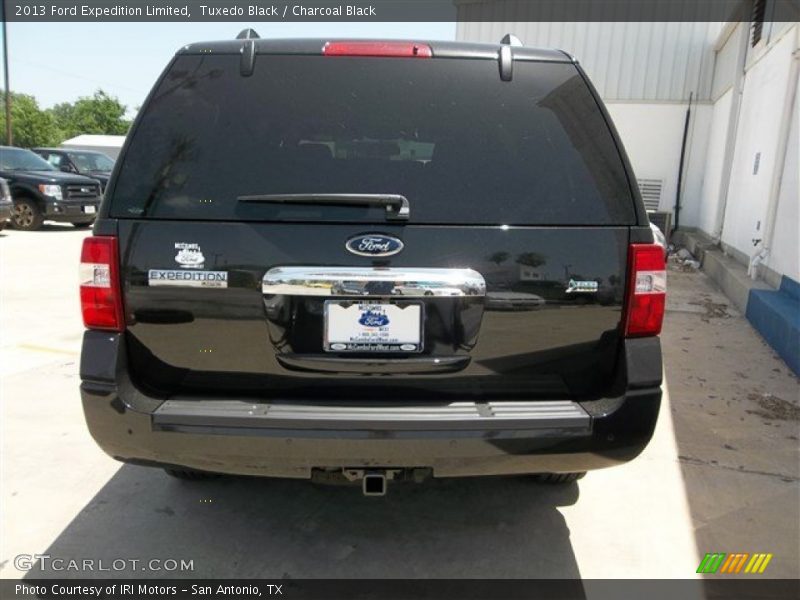 Tuxedo Black / Charcoal Black 2013 Ford Expedition Limited