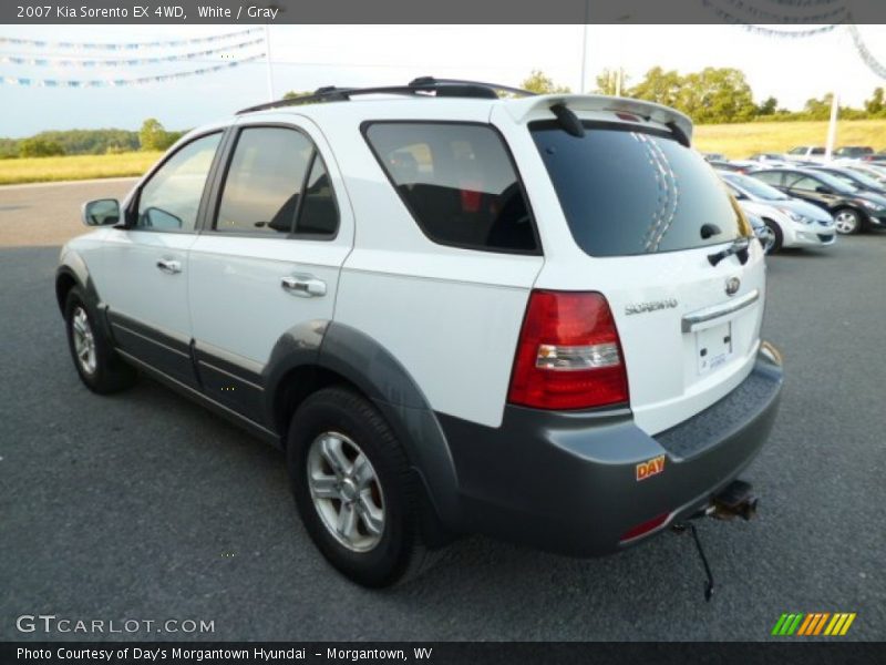 White / Gray 2007 Kia Sorento EX 4WD