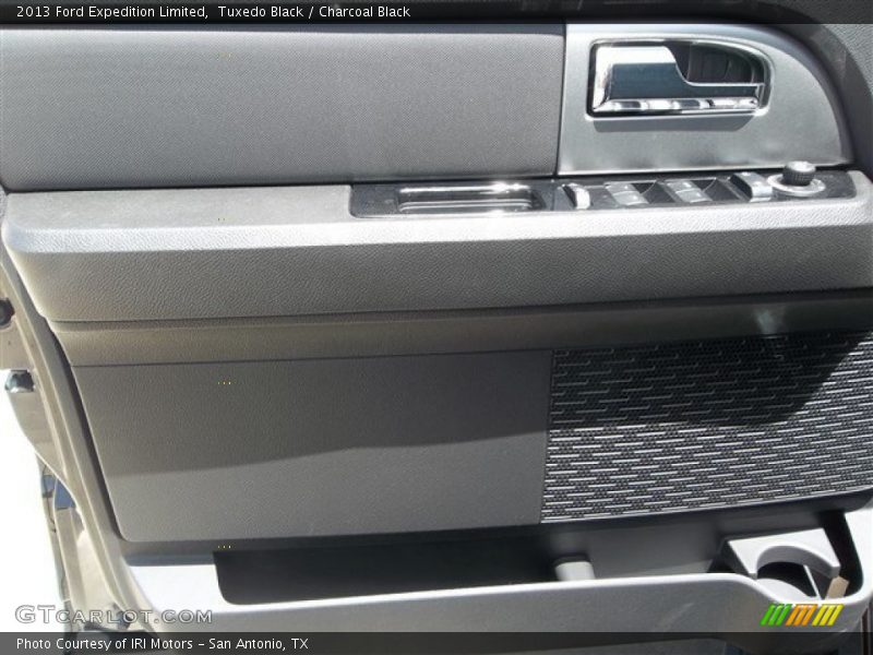Tuxedo Black / Charcoal Black 2013 Ford Expedition Limited