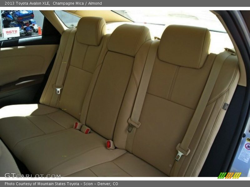 Champagne Mica / Almond 2013 Toyota Avalon XLE
