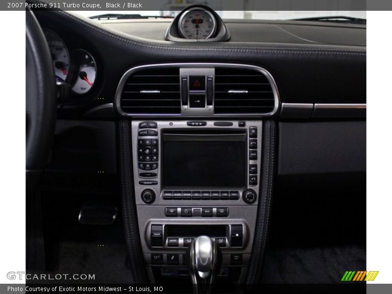 Controls of 2007 911 Turbo Coupe