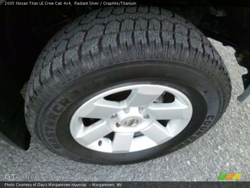 Radiant Silver / Graphite/Titanium 2005 Nissan Titan LE Crew Cab 4x4