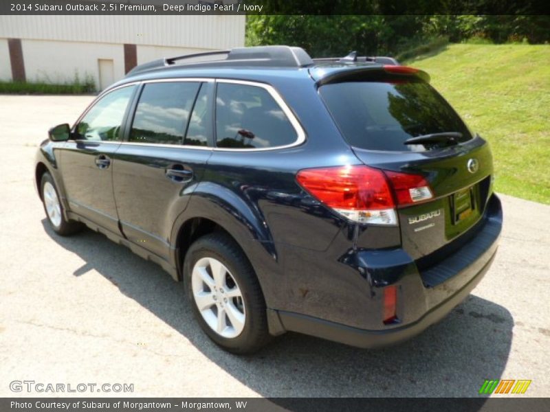 Deep Indigo Pearl / Ivory 2014 Subaru Outback 2.5i Premium