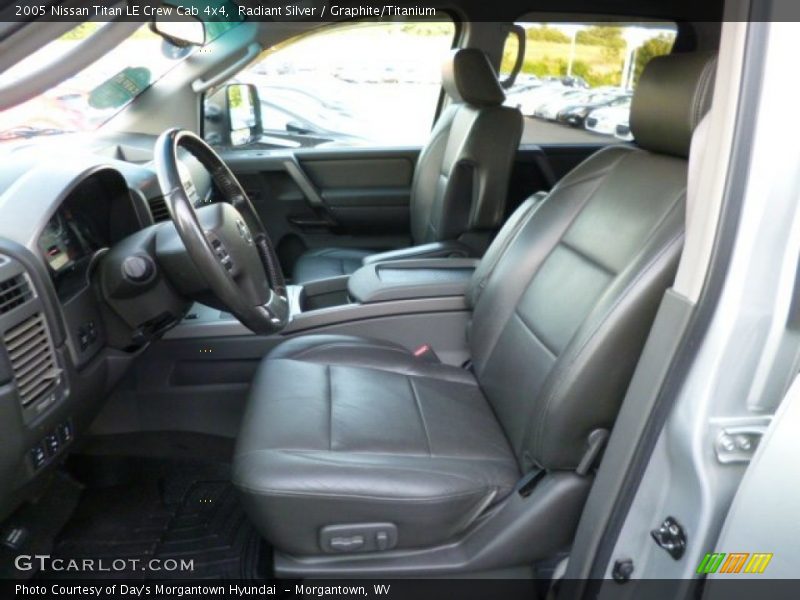 Radiant Silver / Graphite/Titanium 2005 Nissan Titan LE Crew Cab 4x4