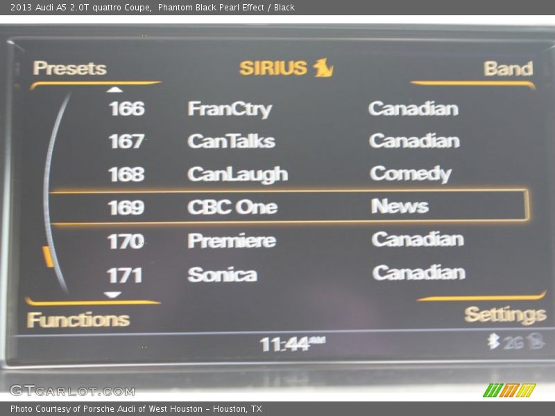 Phantom Black Pearl Effect / Black 2013 Audi A5 2.0T quattro Coupe