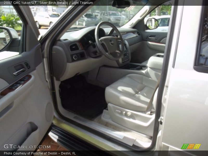 Silver Birch Metallic / Light Titanium 2007 GMC Yukon SLT