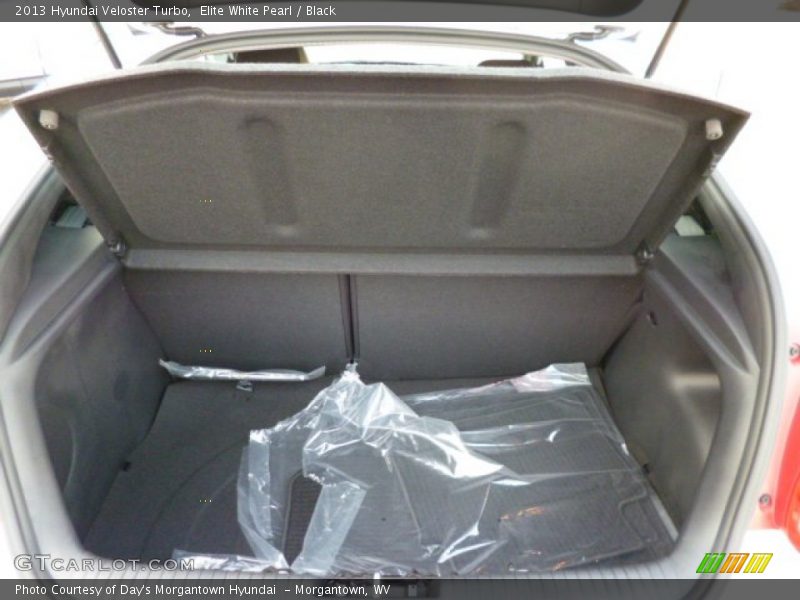 Elite White Pearl / Black 2013 Hyundai Veloster Turbo