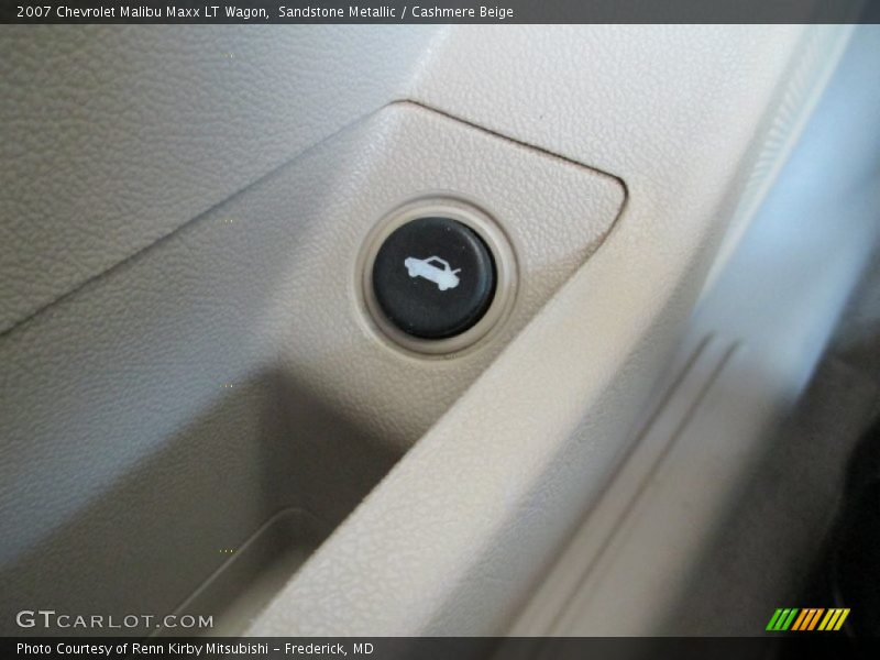 Sandstone Metallic / Cashmere Beige 2007 Chevrolet Malibu Maxx LT Wagon