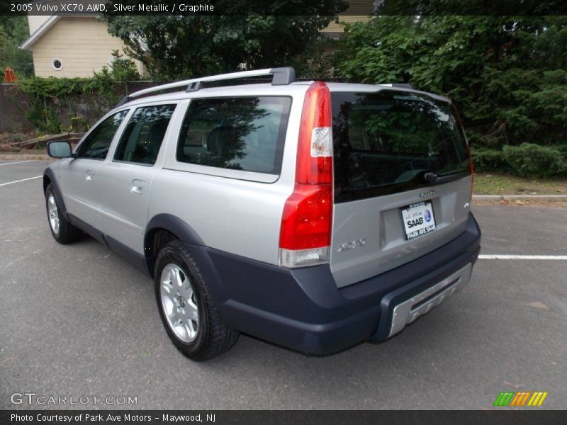 Silver Metallic / Graphite 2005 Volvo XC70 AWD