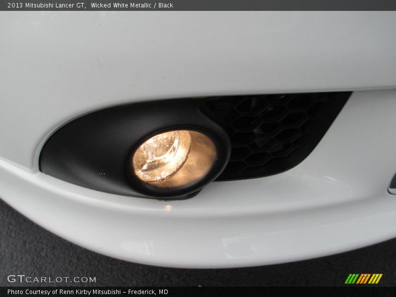 Wicked White Metallic / Black 2013 Mitsubishi Lancer GT