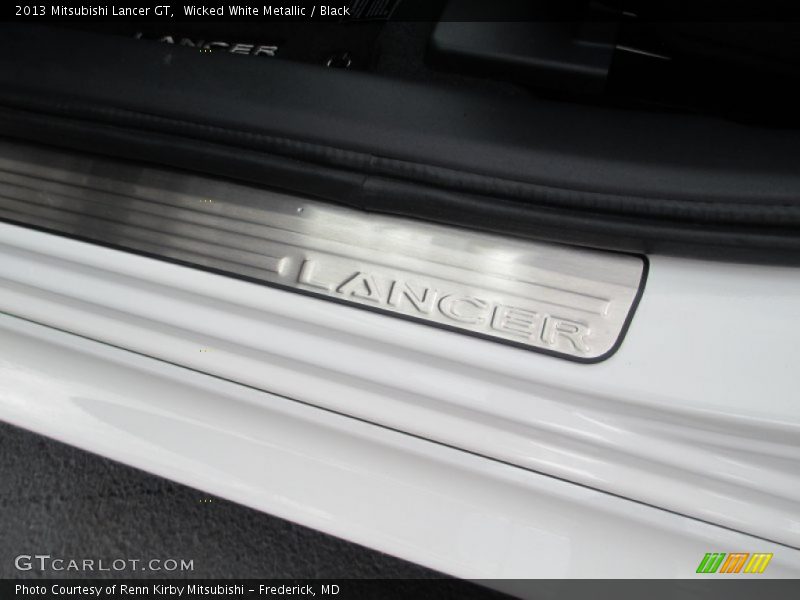 Wicked White Metallic / Black 2013 Mitsubishi Lancer GT