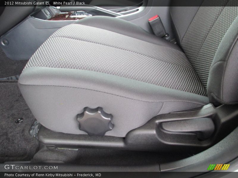 White Pearl / Black 2012 Mitsubishi Galant ES