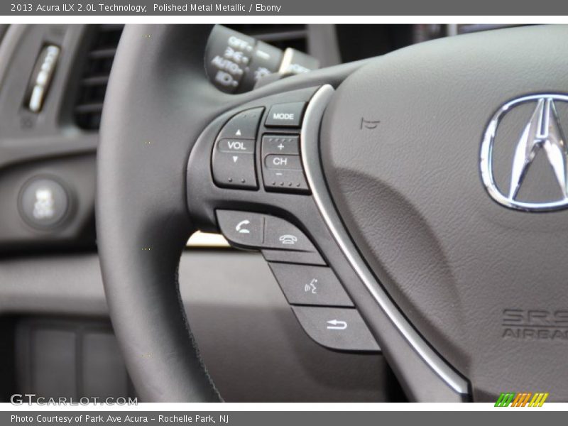 Controls of 2013 ILX 2.0L Technology