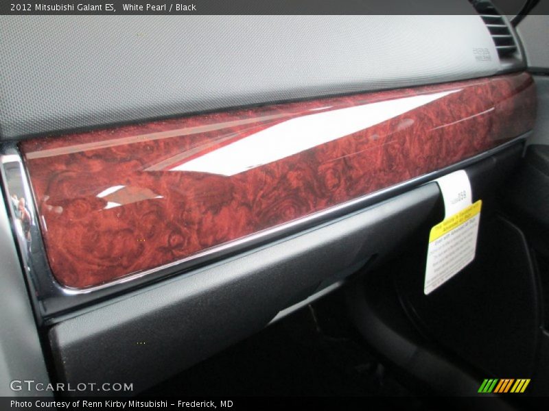 White Pearl / Black 2012 Mitsubishi Galant ES