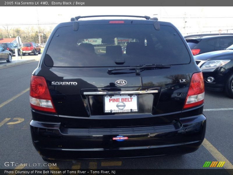 Ebony Black / Beige 2005 Kia Sorento LX 4WD