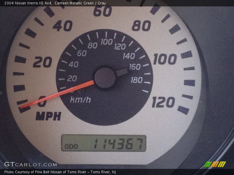 Canteen Metallic Green / Gray 2004 Nissan Xterra XE 4x4