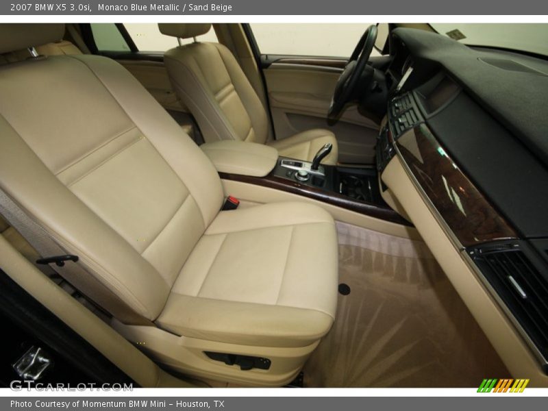 Front Seat of 2007 X5 3.0si