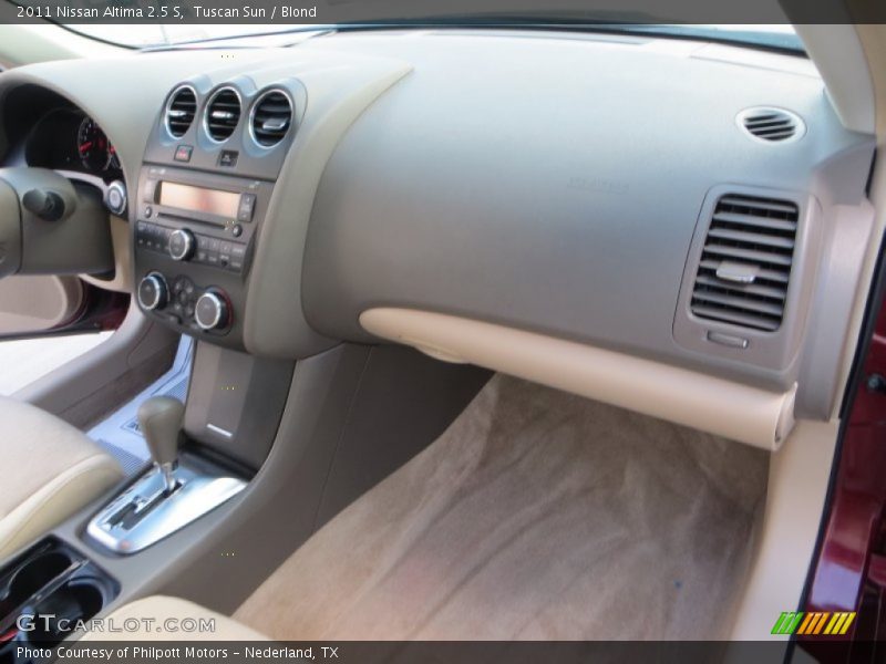 Tuscan Sun / Blond 2011 Nissan Altima 2.5 S