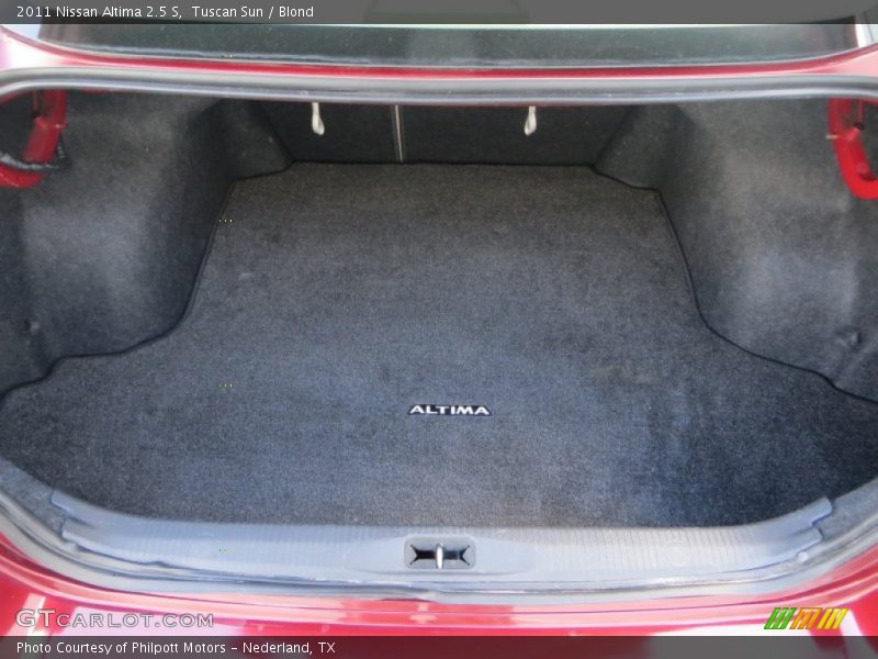 Tuscan Sun / Blond 2011 Nissan Altima 2.5 S