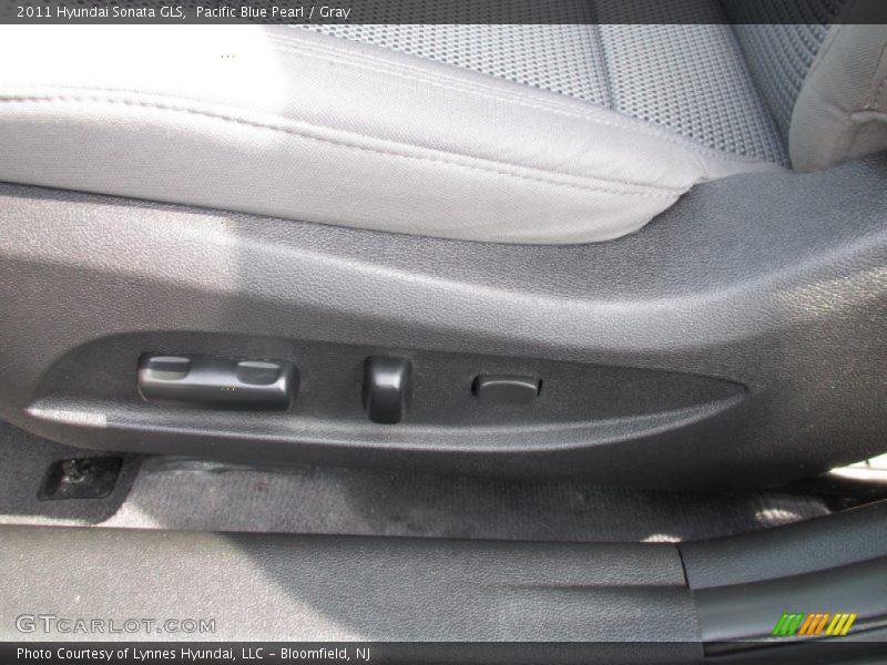 Pacific Blue Pearl / Gray 2011 Hyundai Sonata GLS