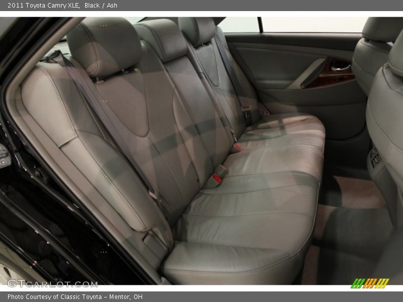 Black / Ash 2011 Toyota Camry XLE