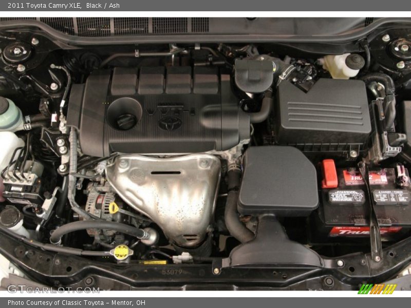 Black / Ash 2011 Toyota Camry XLE