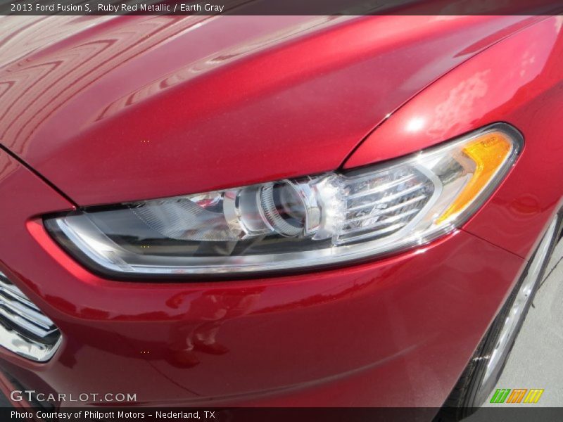 Ruby Red Metallic / Earth Gray 2013 Ford Fusion S